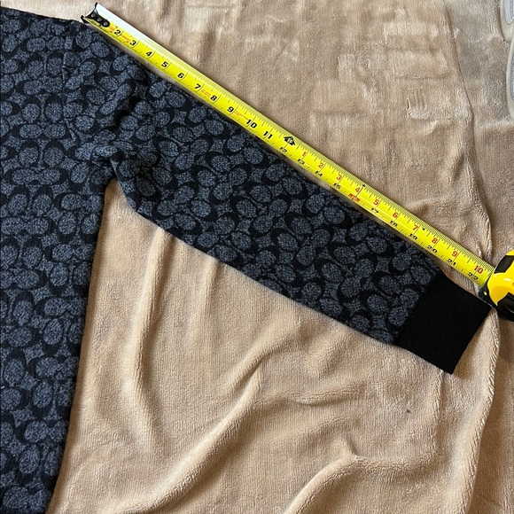 COACH 100% Wool Oversized 'Rexy' Black and Grey Crewneck Sweater - Size XXS - Picture 12 of 13